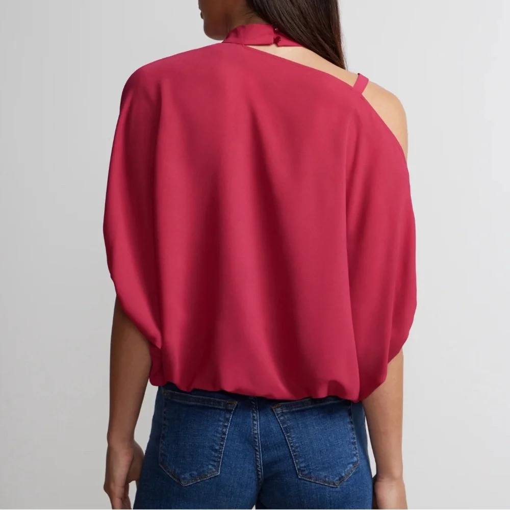 New York Company Cold Shoulder Fuchsia Top Blouse NEW L/XL Trendy Feminine - Picture 2 of 15